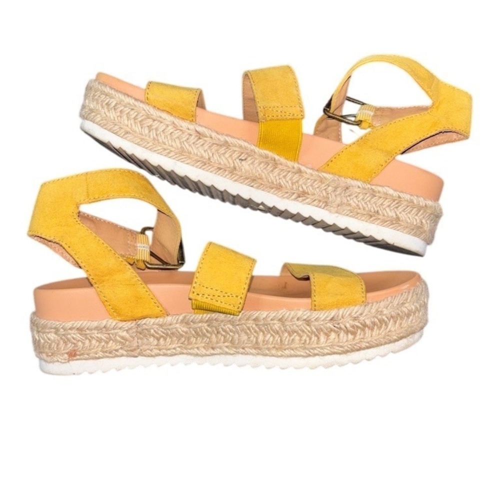 Universal Thread‎ Sandals Womens US 6 Yellow Espadrille Platform Wedge